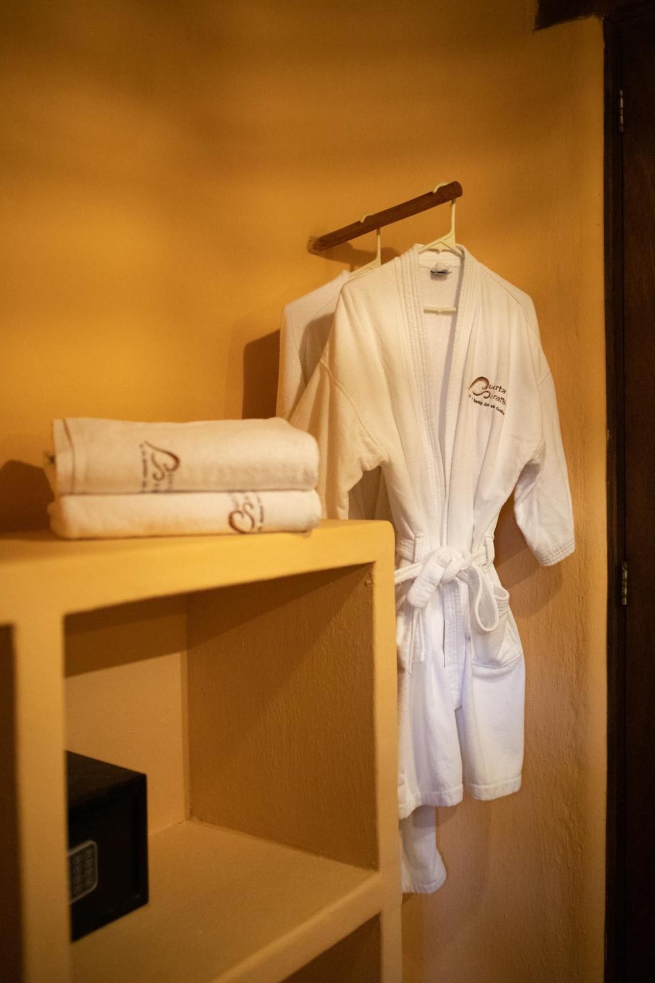 Puertas Paraiso Hotel Boutique Сіуатанехо Екстер'єр фото